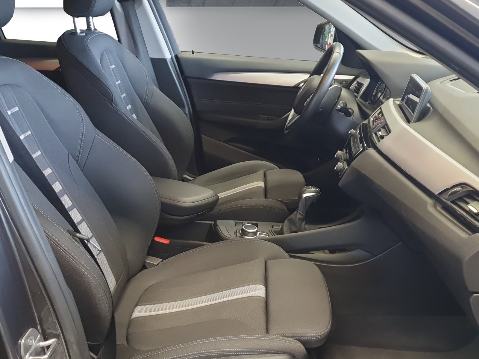 BMW 25e, Plug-in-Hybrid Benzina/Elettrica, Occasioni / Usate, Automatico - 6