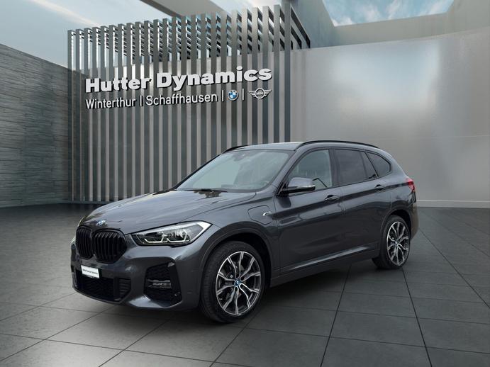 BMW 25e xDrive M SPORTPAKET, Plug-in-Hybrid Benzina/Elettrica, Occasioni / Usate, Automatico