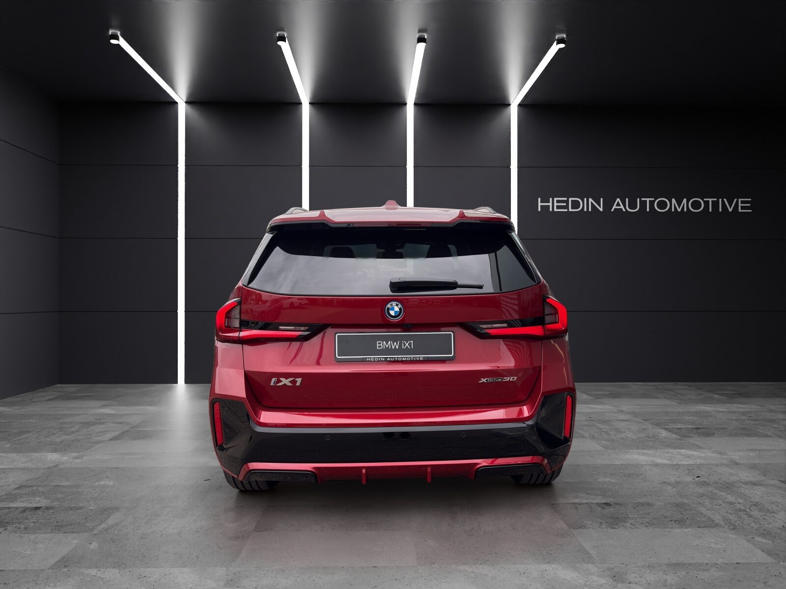 BMW 30 xDrive, Electric, New car, Automatic - 5