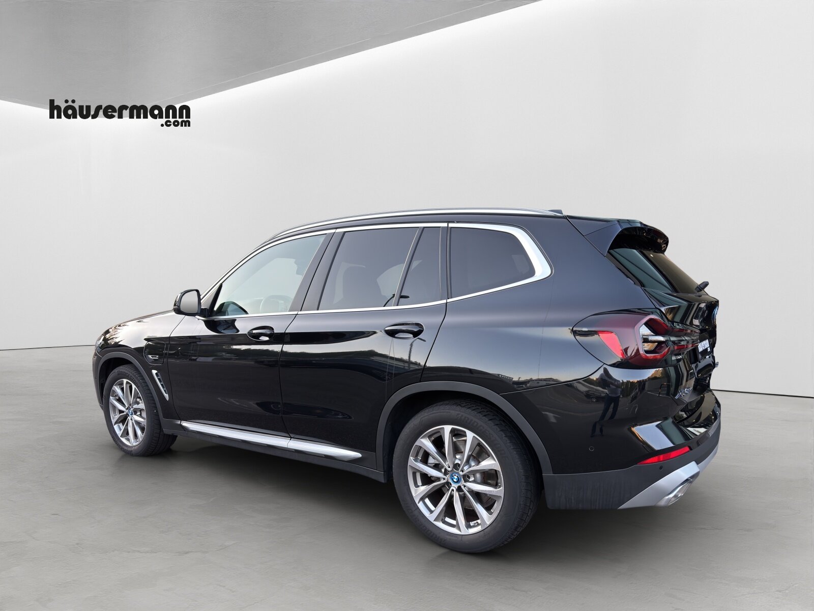 BMW 30e, Plug-in-Hybrid Benzin/Elektro, Occasion / Gebraucht, Automatik - 3