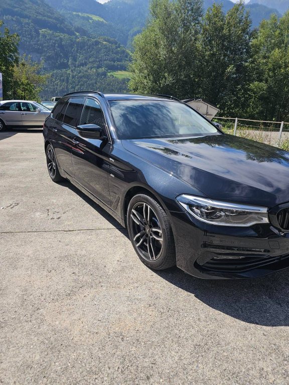 BMW 316 530d xDrive, Diesel, Occasion / Utilisé, Automatique - 2