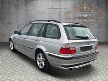 BMW 318i Touring, Benzin, Occasion / Gebraucht, Handschaltung - 4