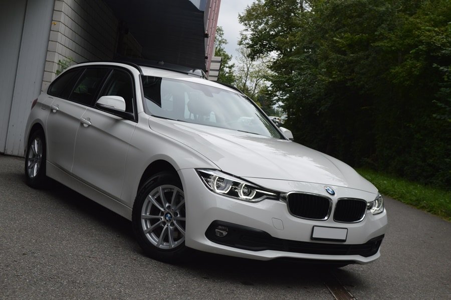 BMW 318d Touring Steptronic