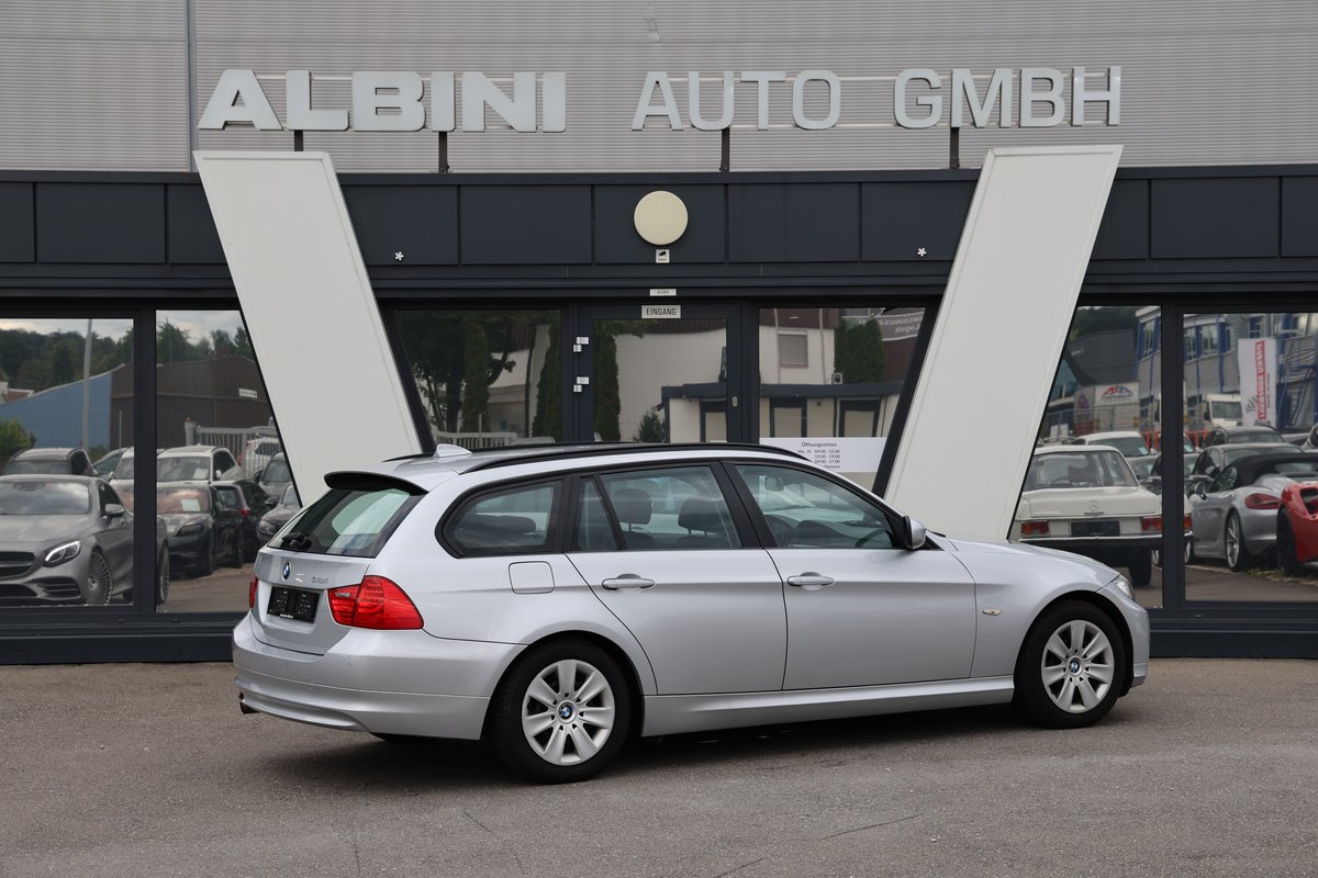 BMW 318i Touring, Petrol, Second hand / Used, Manual - 4
