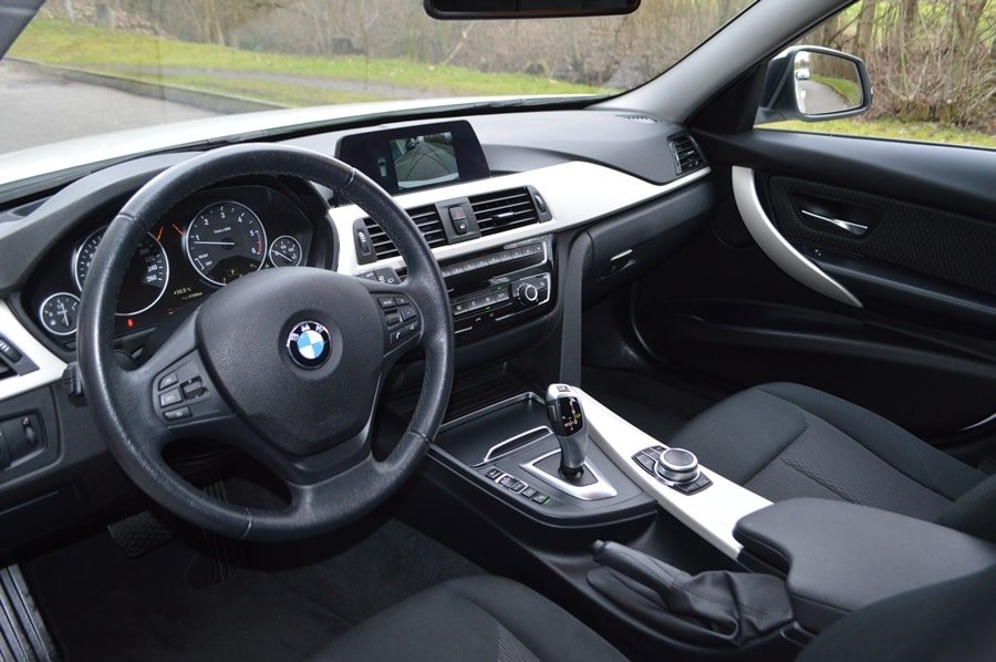 BMW 318d Touring Steptronic, Diesel, Occasion / Gebraucht, Automat - 6