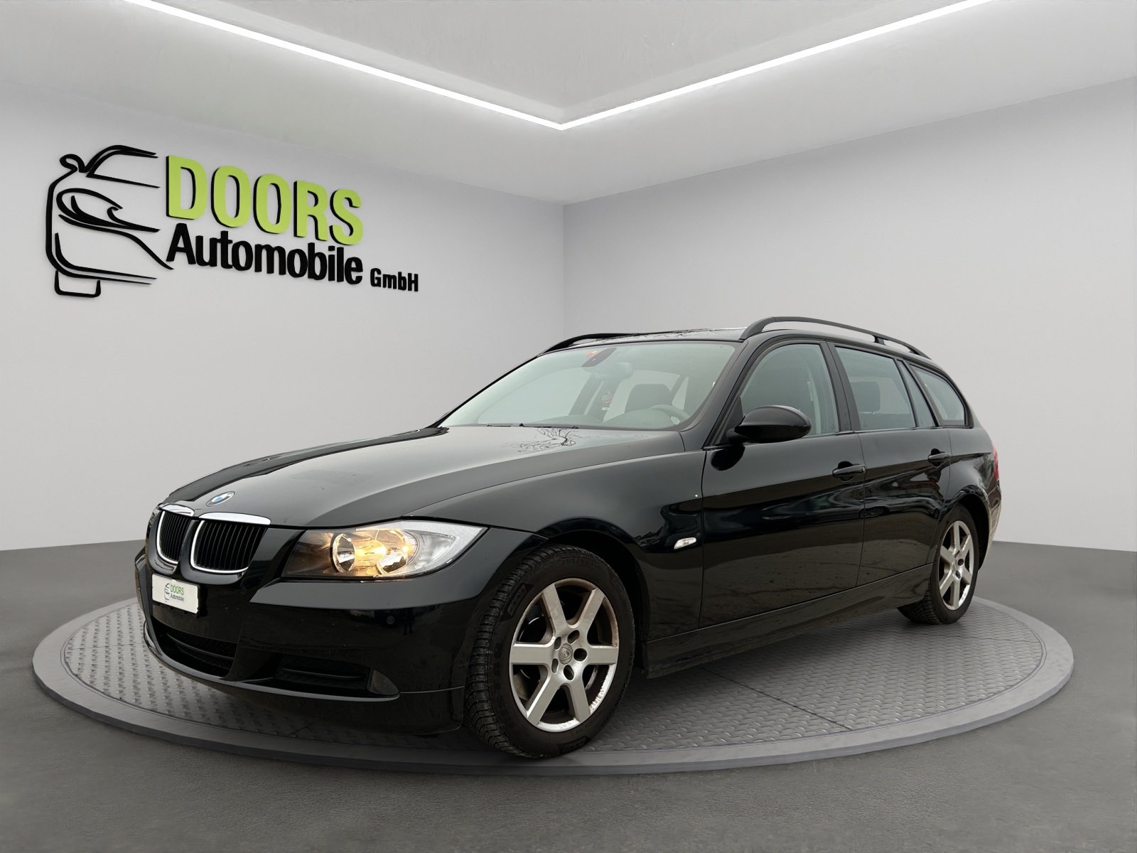 BMW 318i Touring Steptronic, Essence, Occasion / Utilisé, Automatique - 2