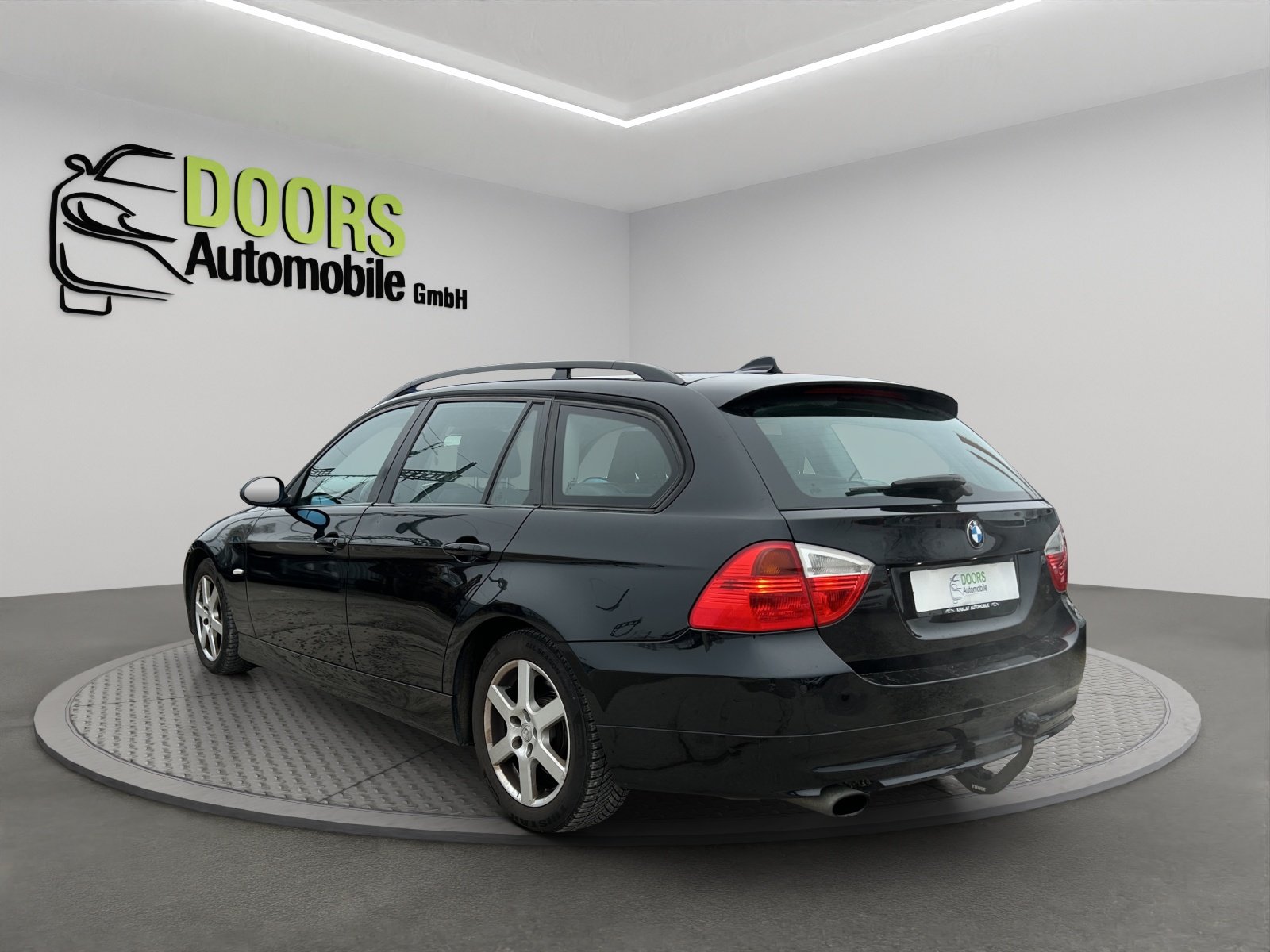 BMW 318i Touring Steptronic, Essence, Occasion / Utilisé, Automatique - 4