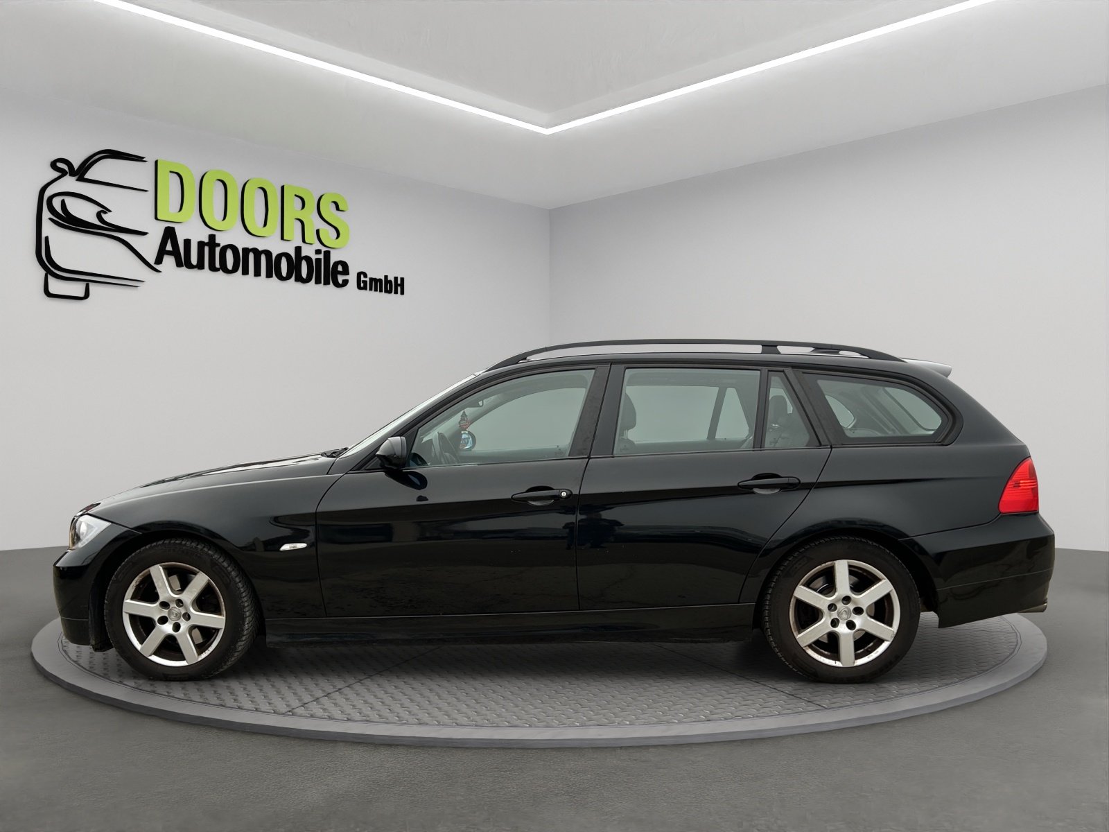 BMW 318i Touring Steptronic, Essence, Occasion / Utilisé, Automatique - 5