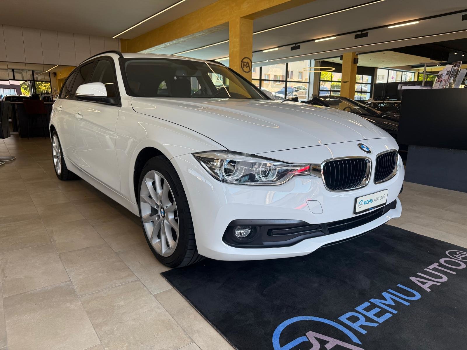 BMW 318d Touring Swiss Advantage Sport Steptronic, Diesel, Second hand / Used, Automatic