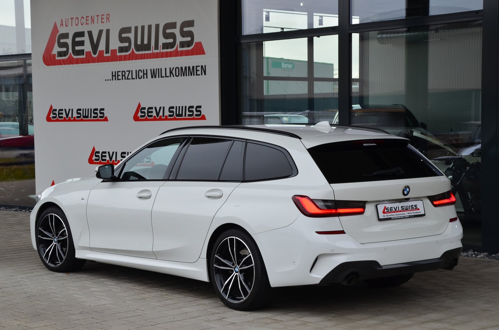 BMW 318d 48V Touring Pure M Sport Steptronic*Frisch ab MFK,1, Mild-Hybrid Diesel/Elektro, Occasion / Gebraucht, Automatik - 5