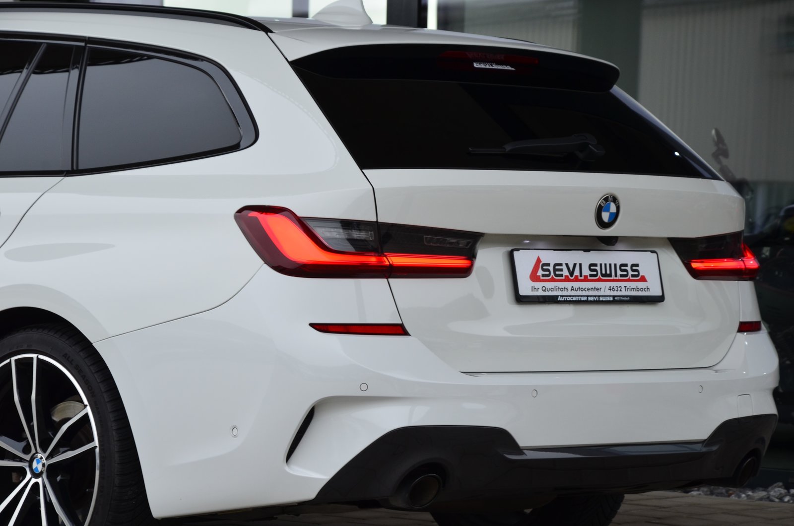 BMW 318d 48V Touring Pure M Sport Steptronic*Frisch ab MFK,1, Mild-Hybrid Diesel/Elektro, Occasion / Gebraucht, Automatik - 6