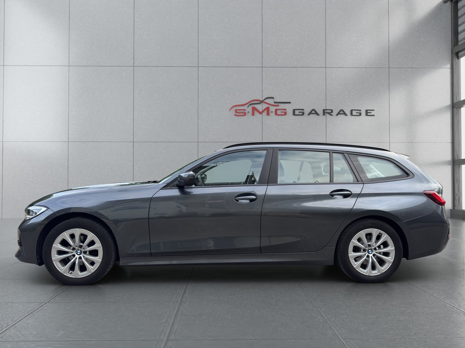 BMW 318, Essence, Occasion / Utilisé, Automatique - 2