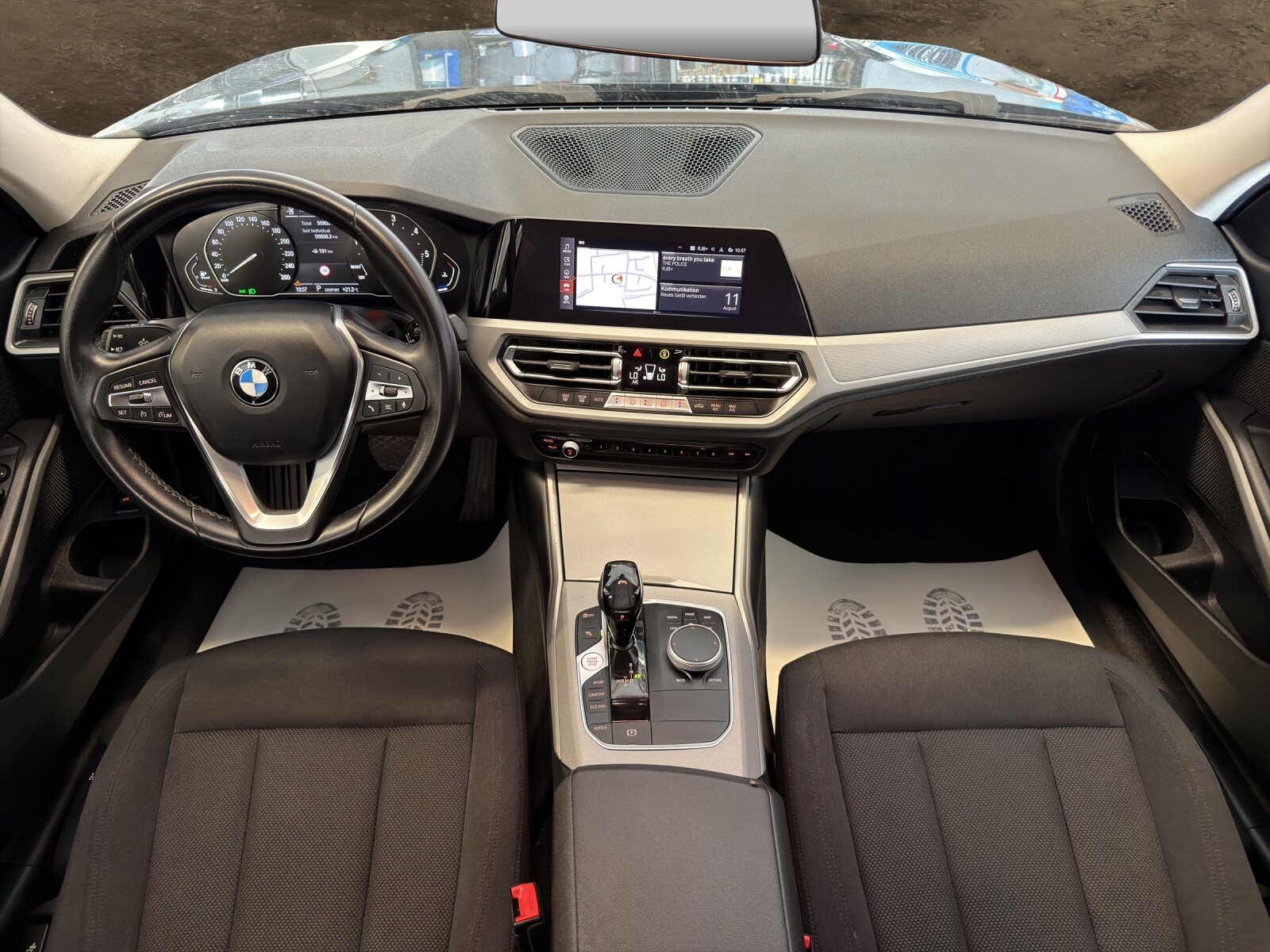 BMW 318d 48V Touring Steptronic, Mild-Hybrid Diesel/Electric, Second hand / Used, Automatic - 4