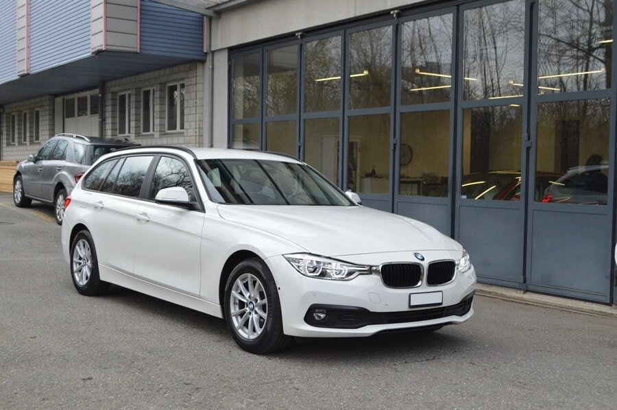 BMW 318d Touring Steptronic