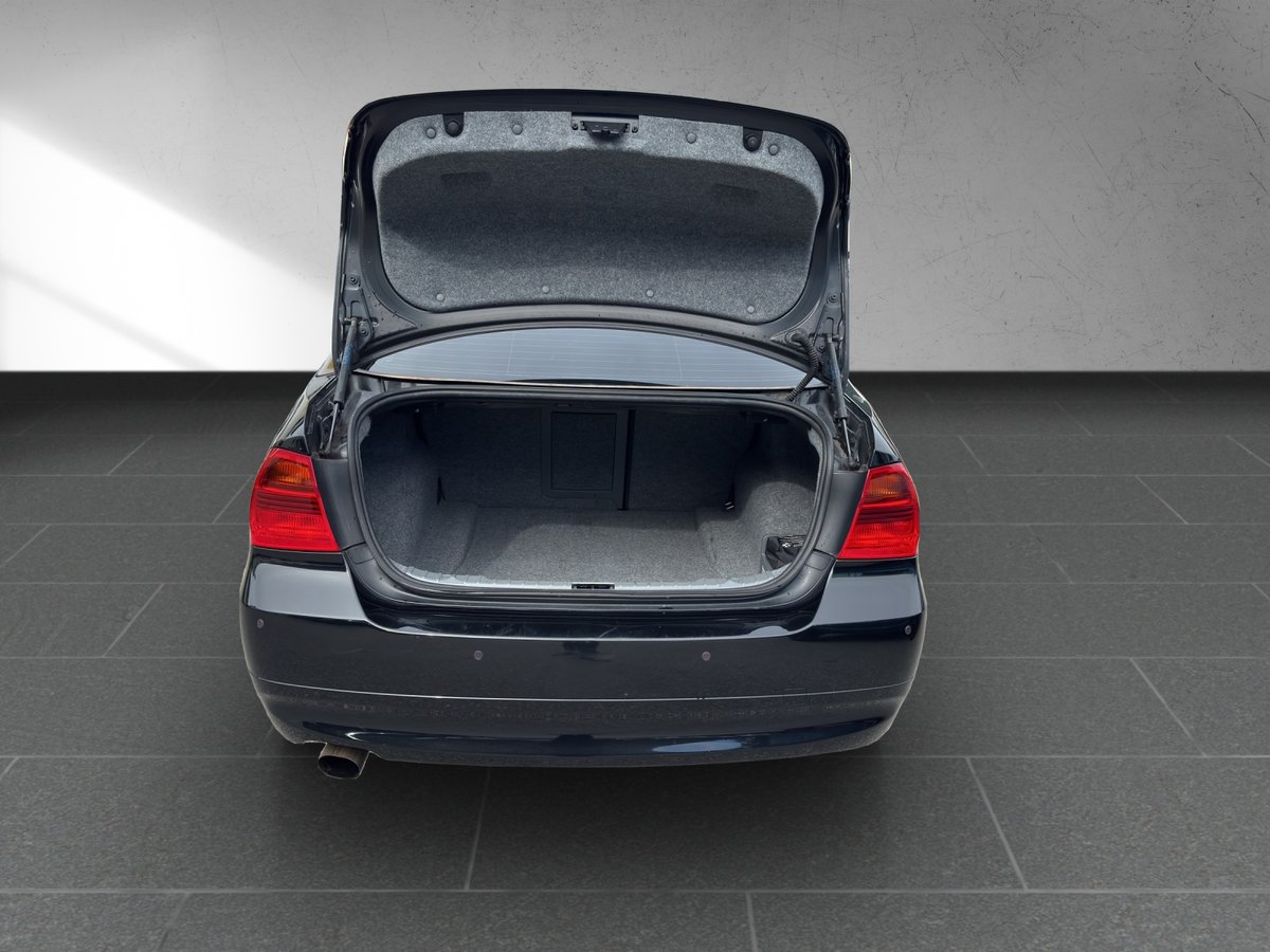 BMW 318i Access Steptronic, Benzin, Occasion / Gebraucht, Automat - 7