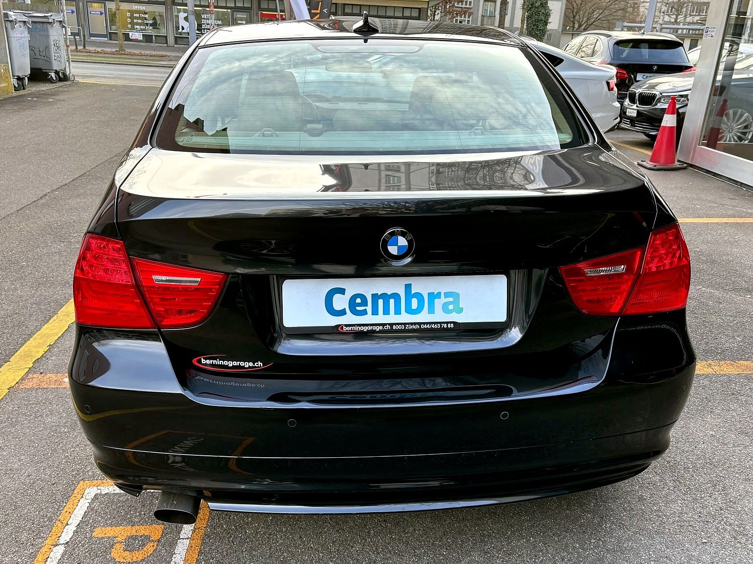 BMW 318i Access, Petrol, Second hand / Used, Automatic - 3