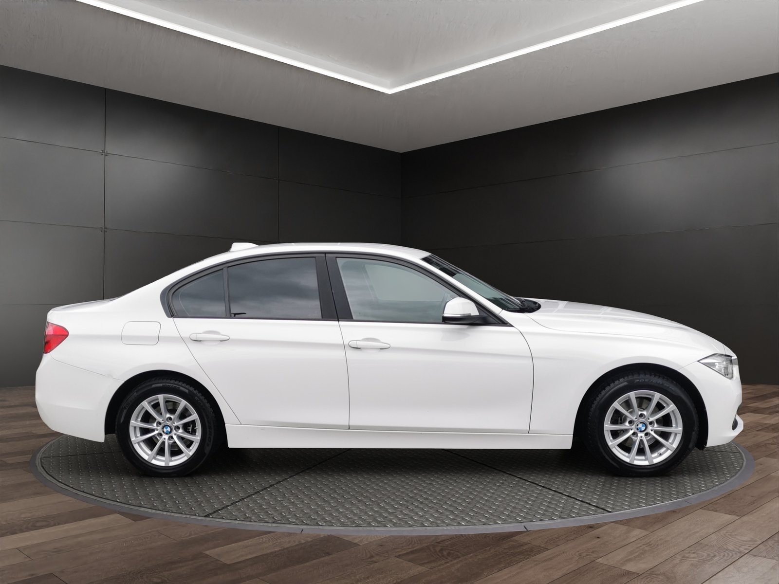 BMW 318d, Diesel, Occasion / Gebraucht, Handschaltung - 4