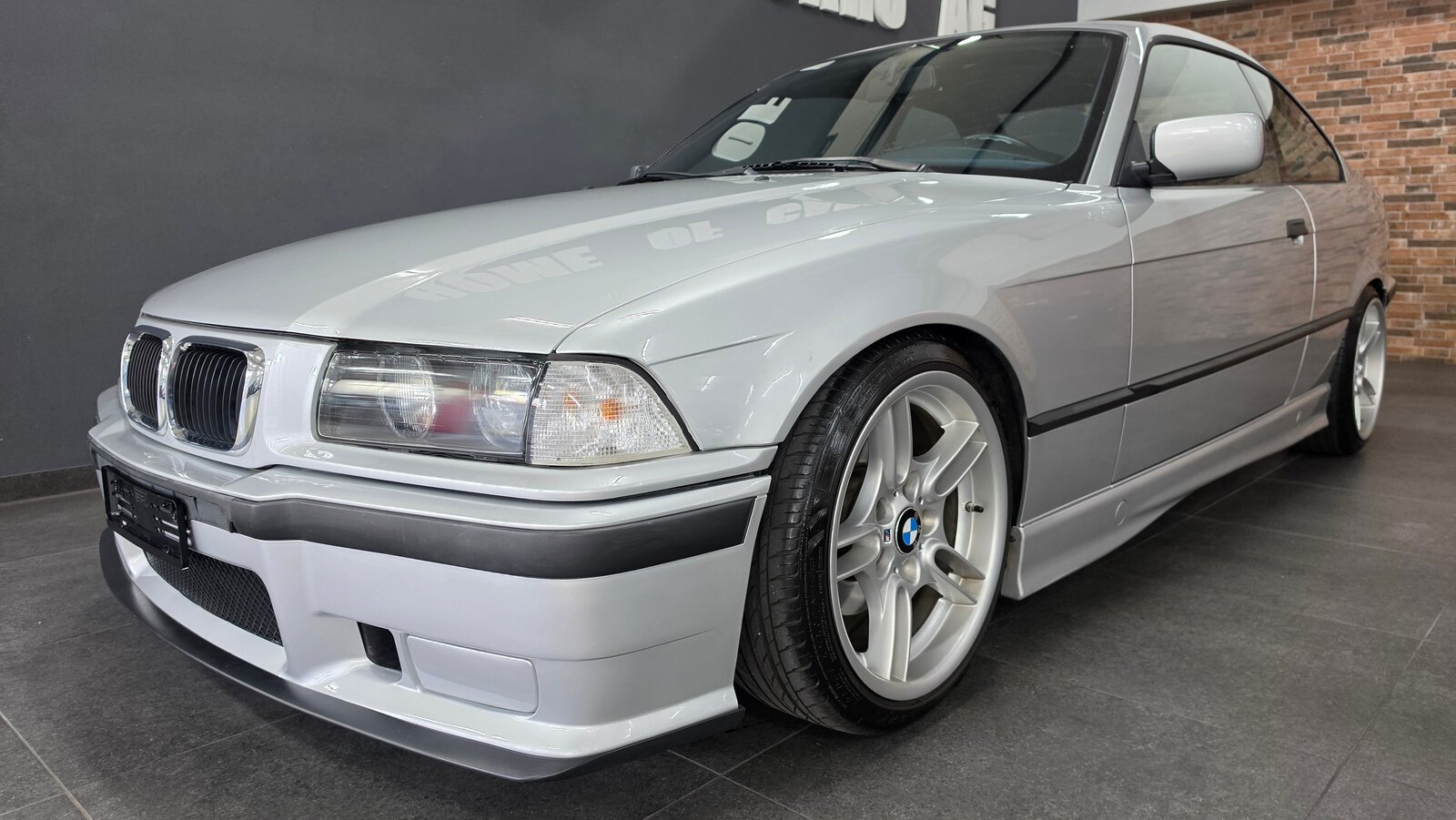 BMW 318iS Coupé, Essence, Occasion / Utilisé, Manuelle - 2