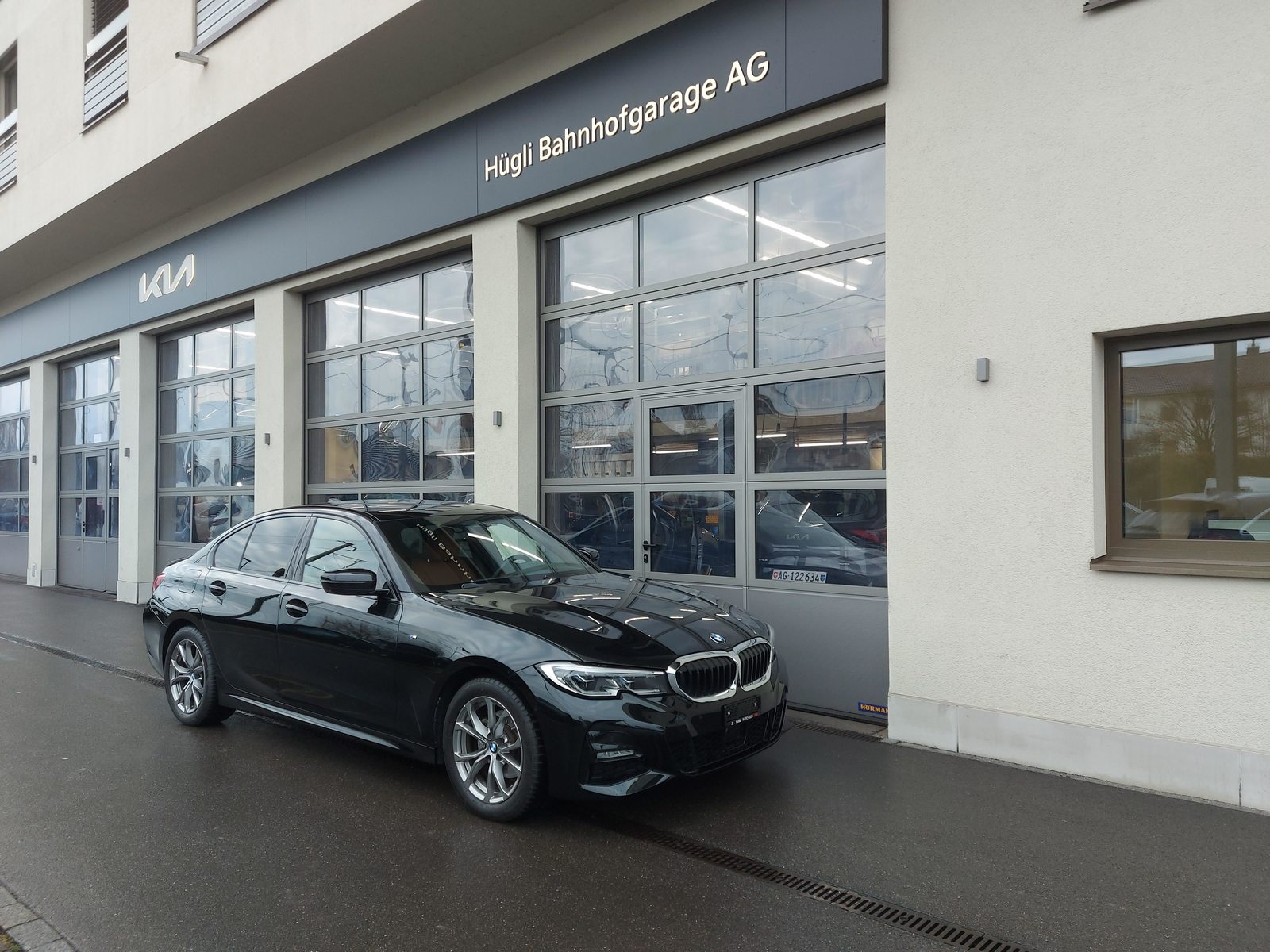 BMW 320i xDrive SAG