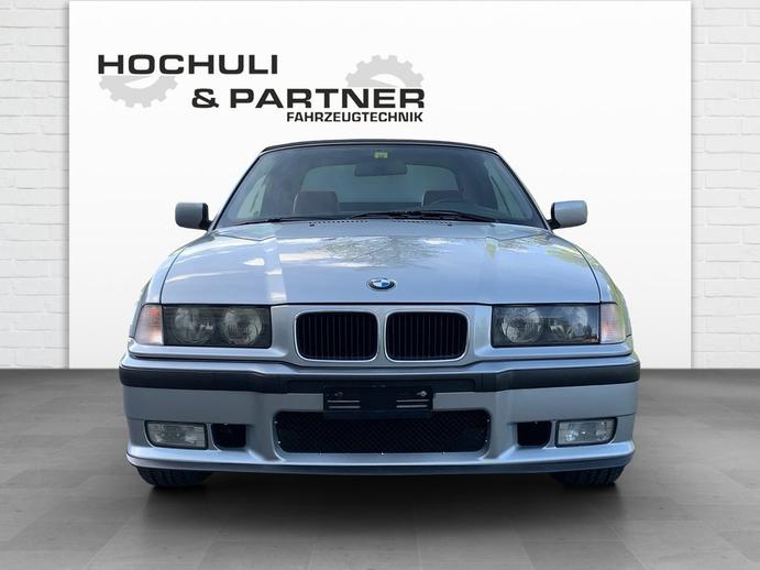 BMW 320i Cabrio, Benzin, Occasion / Gebraucht, Handschaltung