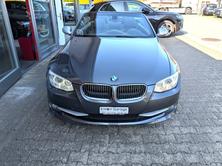 BMW 320i Cabriolet, Petrol, Second hand / Used, Manual - 2
