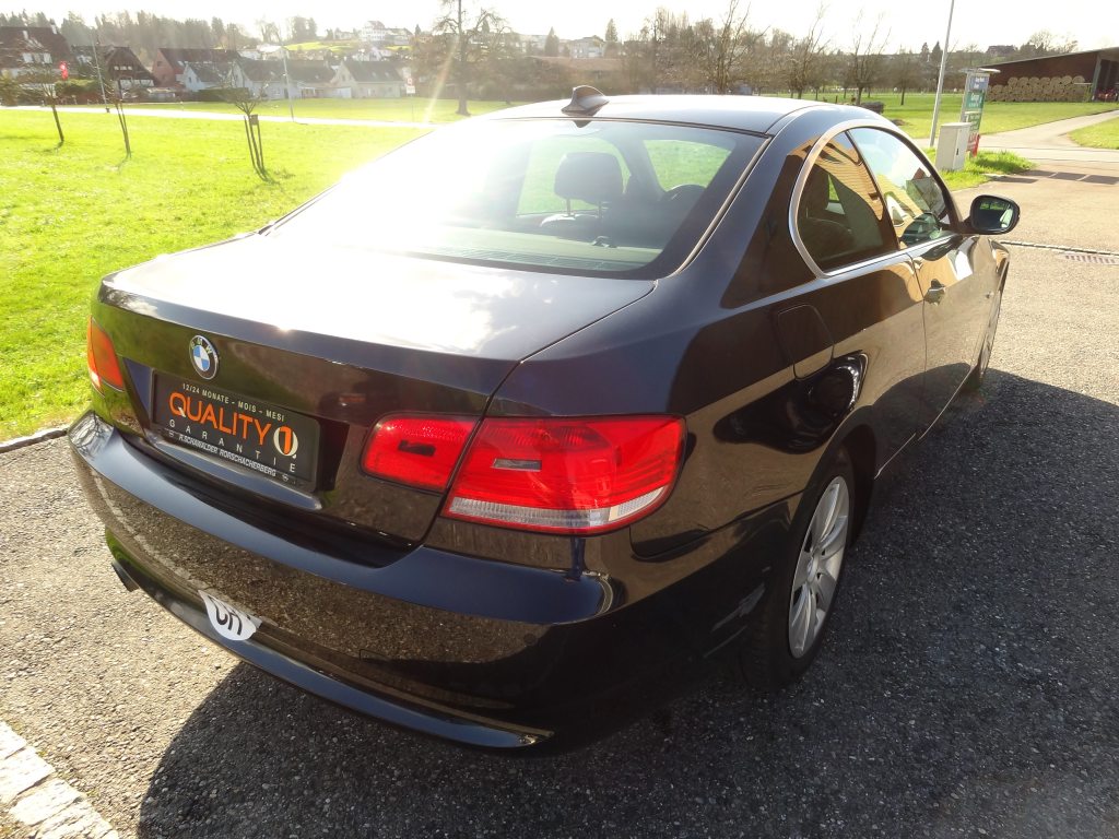 BMW 320 320i, Benzin, Occasion / Gebraucht, Handschaltung - 5