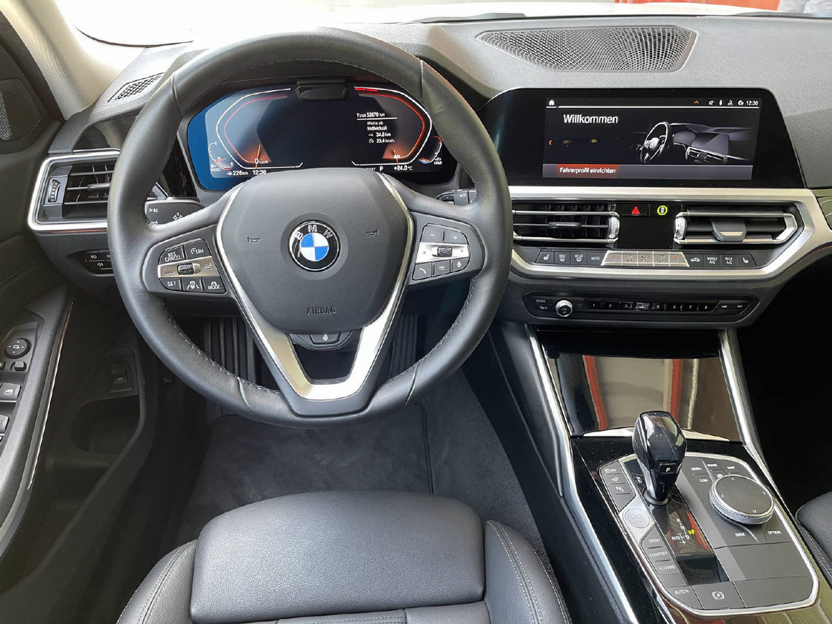 BMW 320d Touring, Mild-Hybrid Diesel/Elektro, Occasion / Gebraucht, Automatik - 2