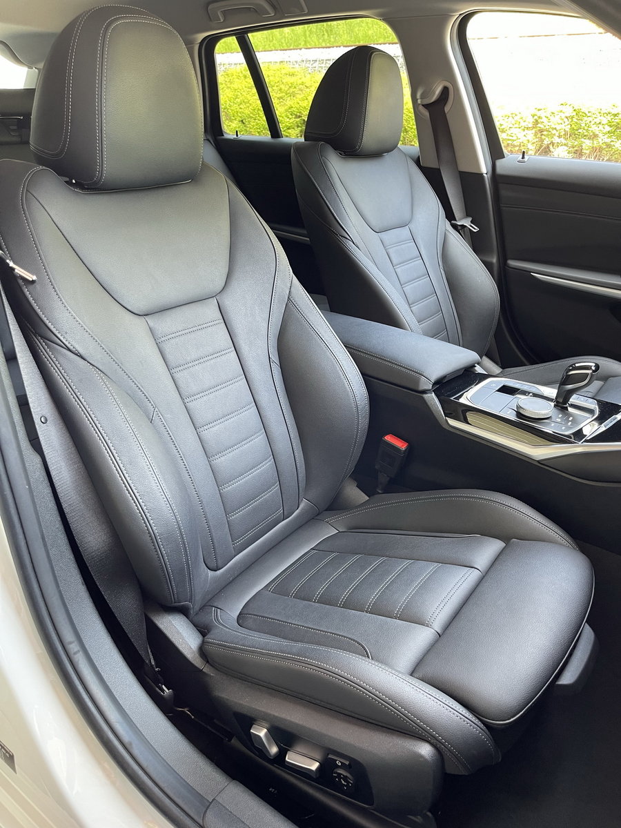 BMW 320d Touring, Mild-Hybrid Diesel/Elektro, Occasion / Gebraucht, Automatik - 3