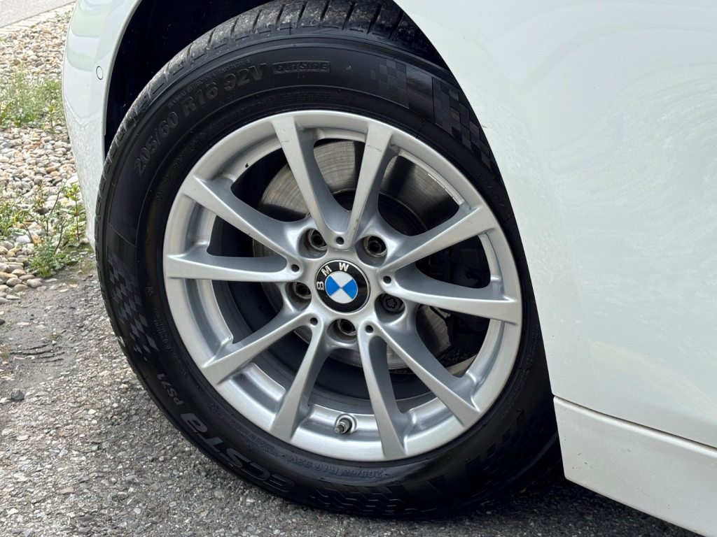 BMW 320 320d xDrive Touring, Diesel, Occasion / Utilisé, Automatique - 5