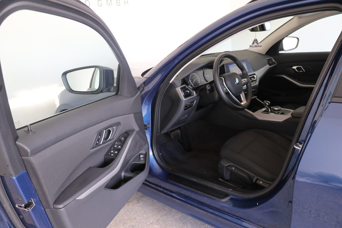 BMW 320i Touring Steptronic, Benzin, Occasion / Gebraucht, Automatik - 5