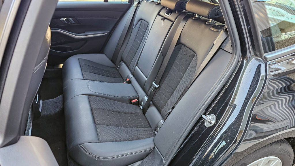 BMW 320d Touring, Hybride Léger Diesel/Électricité, Occasion / Utilisé, Automatique - 7