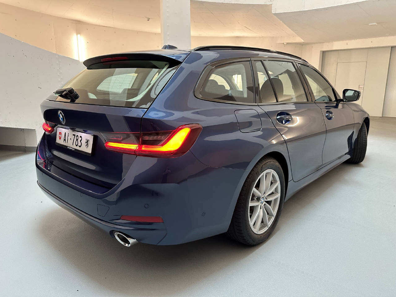 BMW 320d Touring, Hybride Léger Diesel/Électricité, Occasion / Utilisé, Automatique - 2