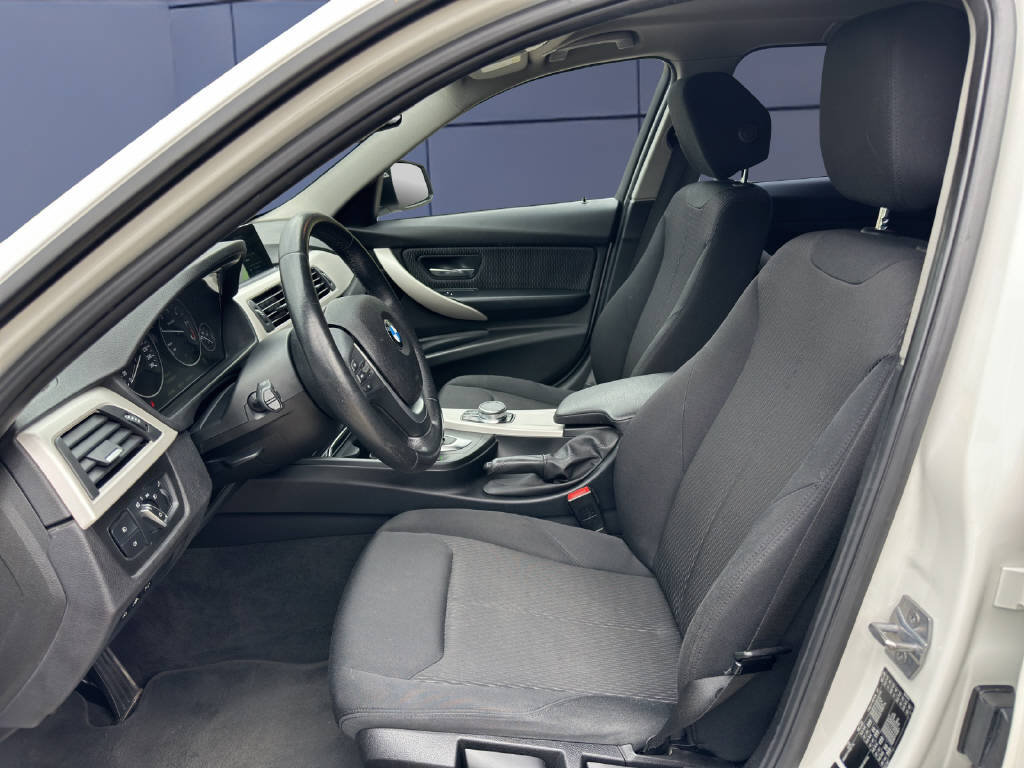 BMW 320d xDrive Touring, Diesel, Second hand / Used, Automatic - 6