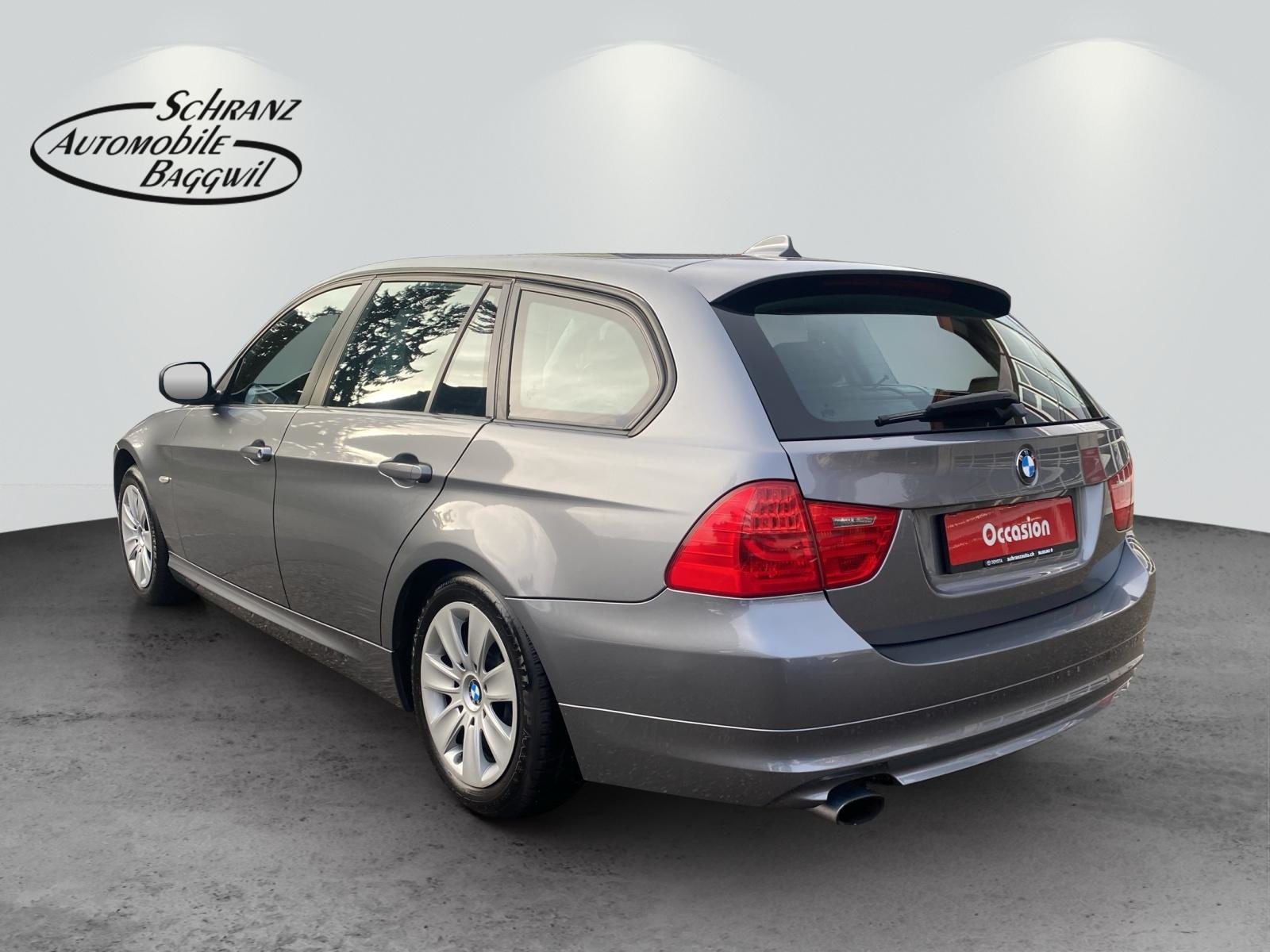 BMW 320i Access Touring, Benzin, Occasion / Gebraucht, Automat - 3