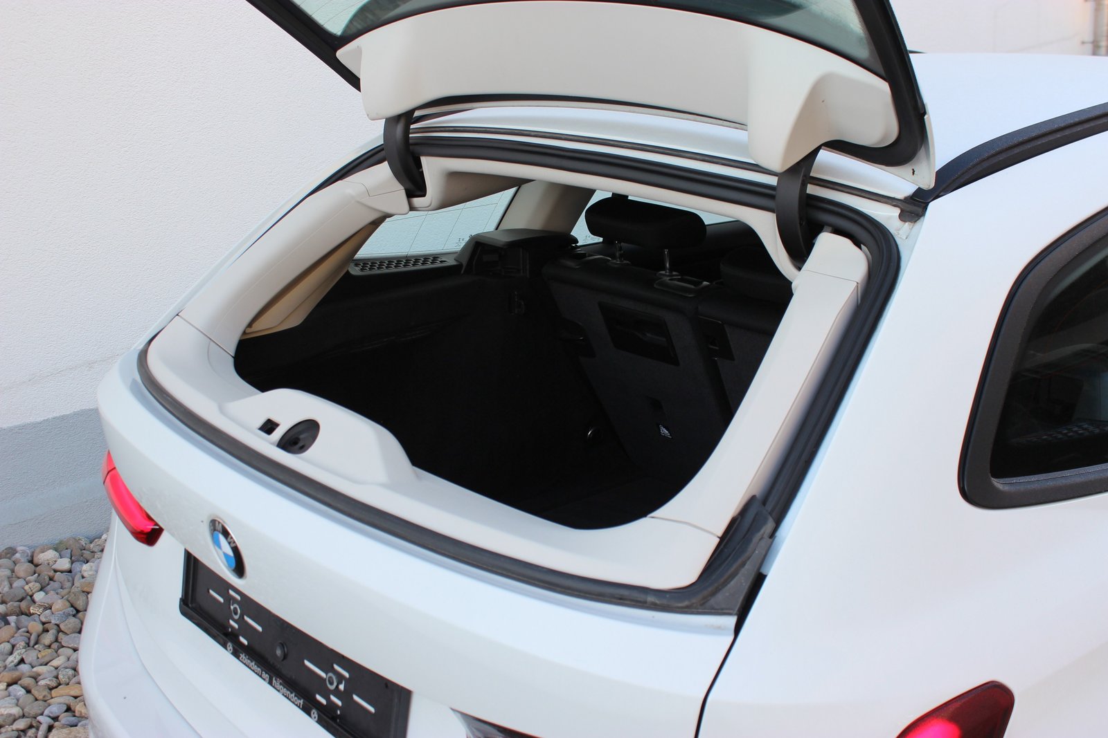 BMW 320d 48V Touring *ANHÄNGERKUPPLUNG*, Mild-Hybrid Diesel/Elektro, Occasion / Gebraucht, Automat - 7