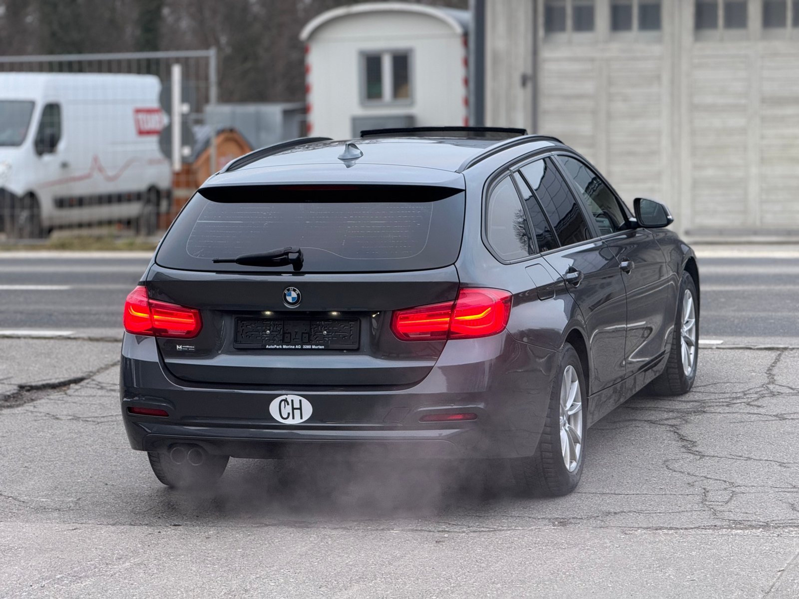 BMW 320i Touring Steptronic, Essence, Occasion / Utilisé, Automatique - 5