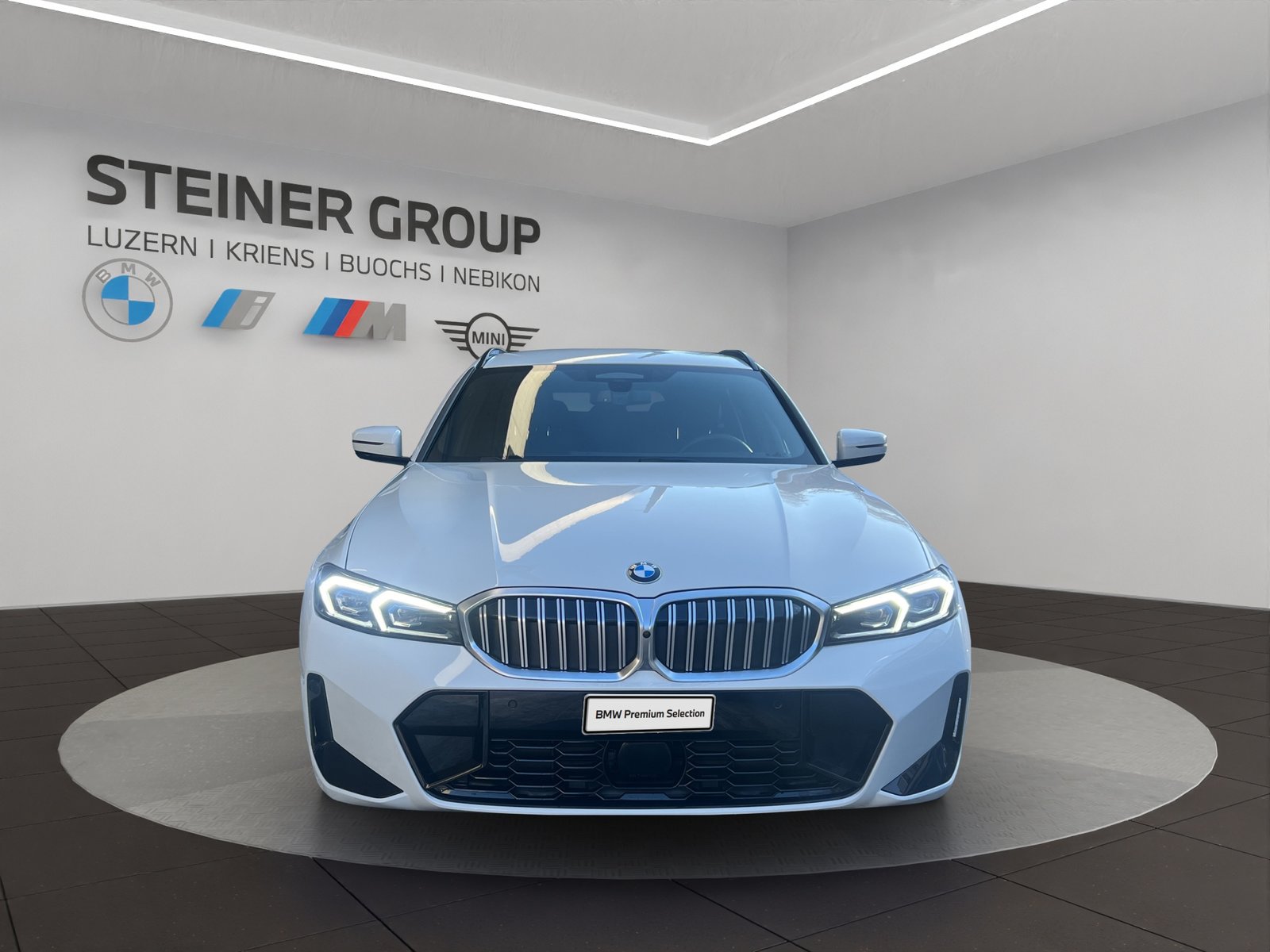 BMW 320d 48V Touring Steptronic M Sport, Mild-Hybrid Diesel/Electric, Second hand / Used, Automatic - 2