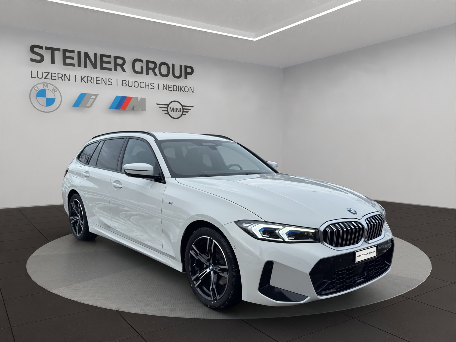 BMW 320d 48V Touring Steptronic M Sport, Mild-Hybrid Diesel/Electric, Second hand / Used, Automatic - 3