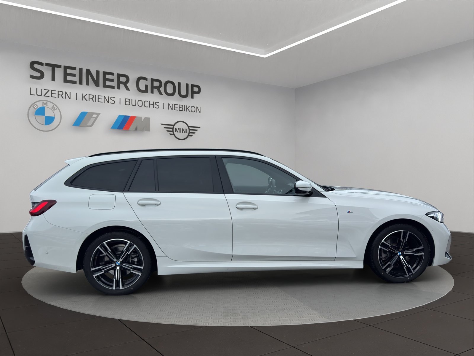 BMW 320d 48V Touring Steptronic M Sport, Mild-Hybrid Diesel/Electric, Second hand / Used, Automatic - 4