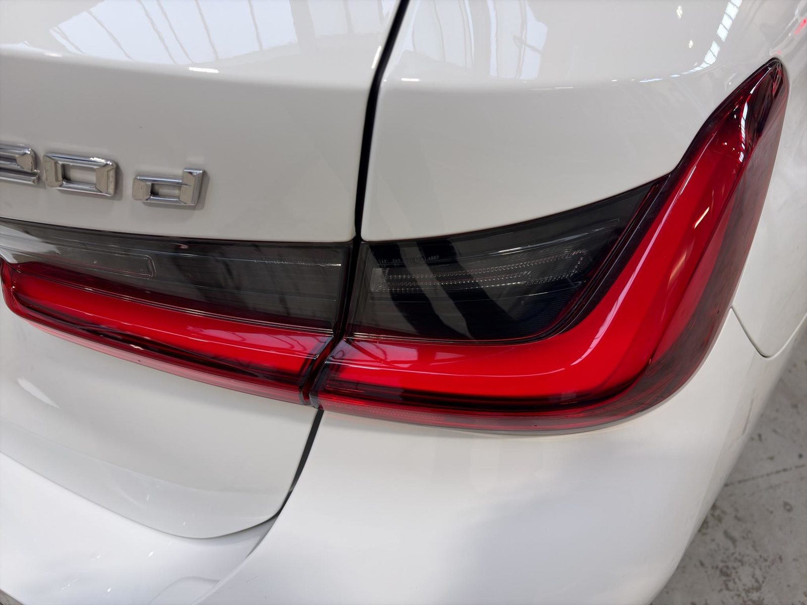 BMW 320d xDrive Touring M Sport, Hybride Léger Diesel/Électricité, Occasion / Utilisé, Automatique - 7