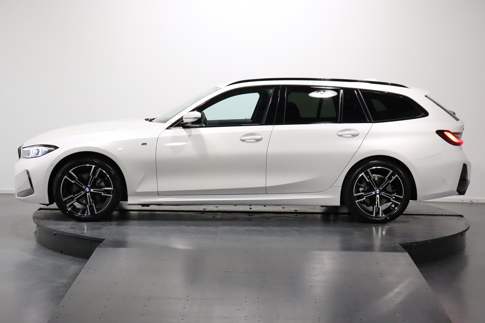 BMW 320d xDrive SAG Touring, Hybride Leggero Diesel/Elettrica, Occasioni / Usate, Automatico - 3