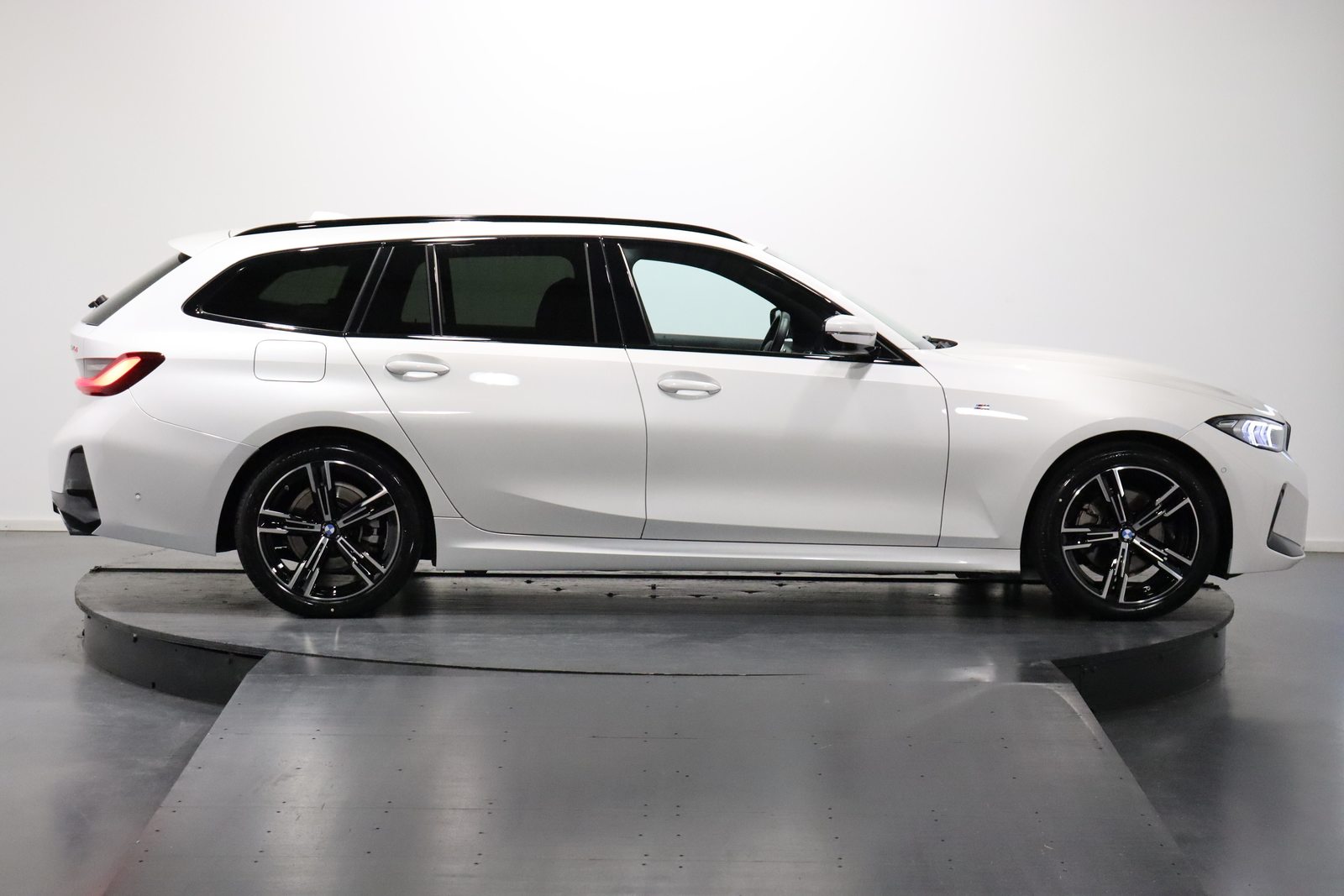 BMW 320d xDrive SAG Touring, Hybride Leggero Diesel/Elettrica, Occasioni / Usate, Automatico - 4