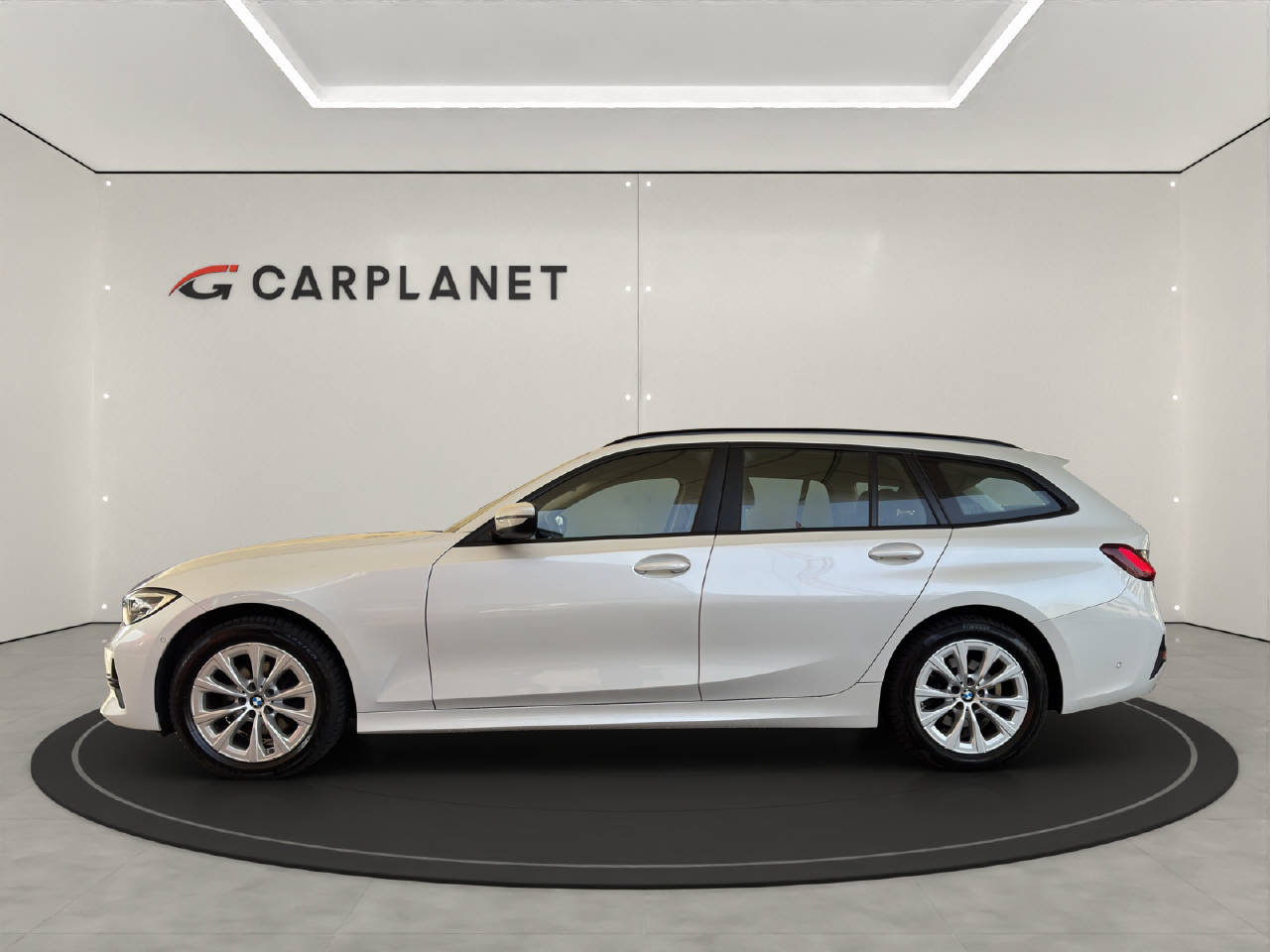 BMW 320d 190PS Touring, Mild-Hybrid Diesel/Electric, Second hand / Used, Automatic - 3