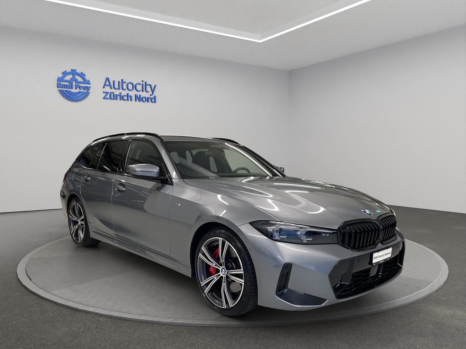 BMW 320d xDrive Touring SAG, Mild-Hybrid Diesel/Electric, Second hand / Used, Automatic - 3
