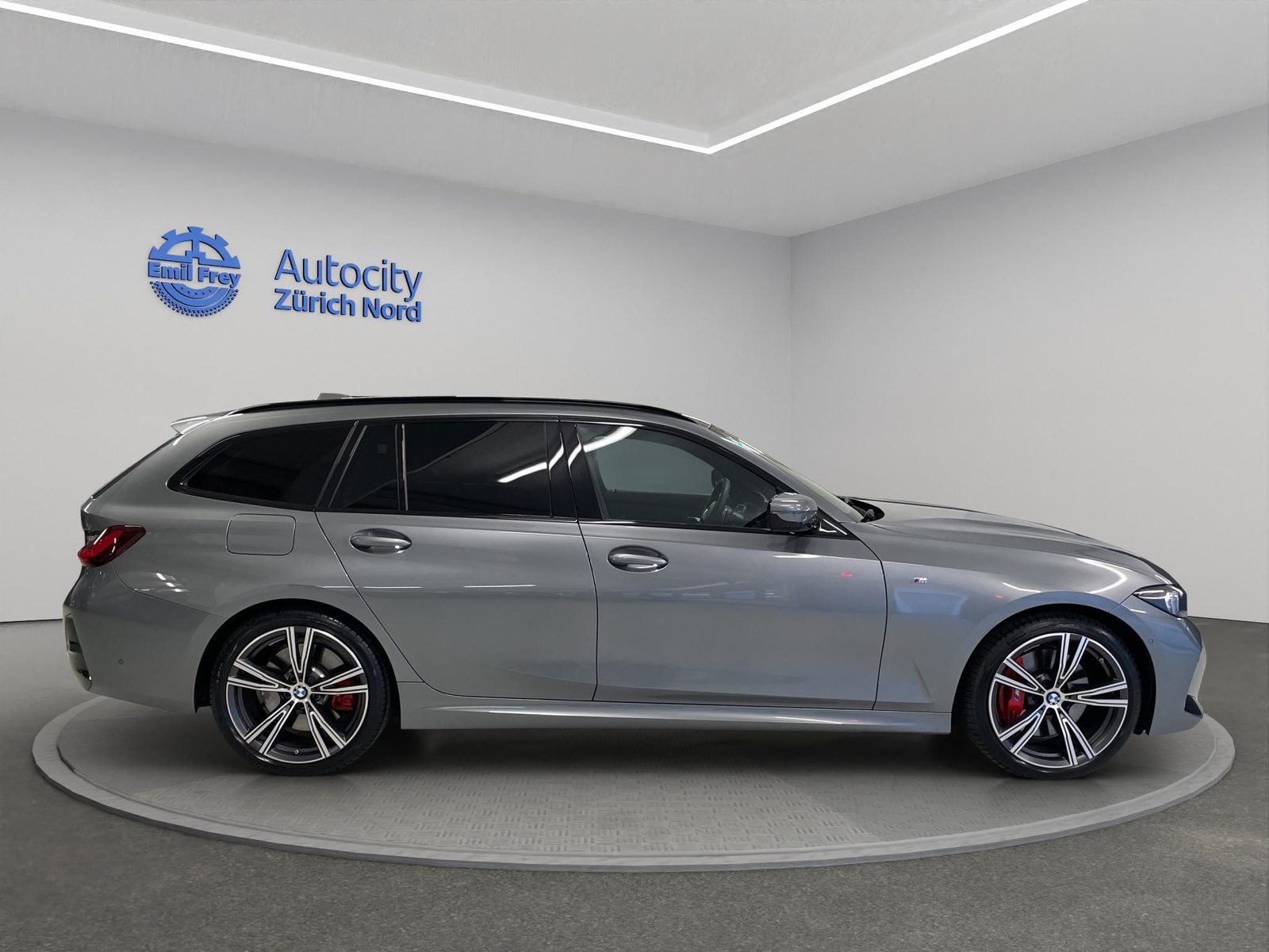BMW 320d xDrive Touring SAG, Mild-Hybrid Diesel/Electric, Second hand / Used, Automatic - 6