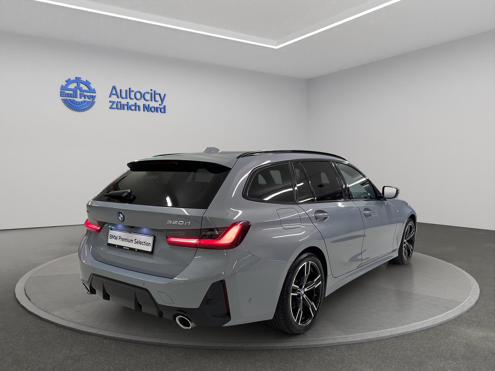 BMW 320d xDrive SAG Touring, Mild-Hybrid Diesel/Electric, Second hand / Used, Automatic - 2