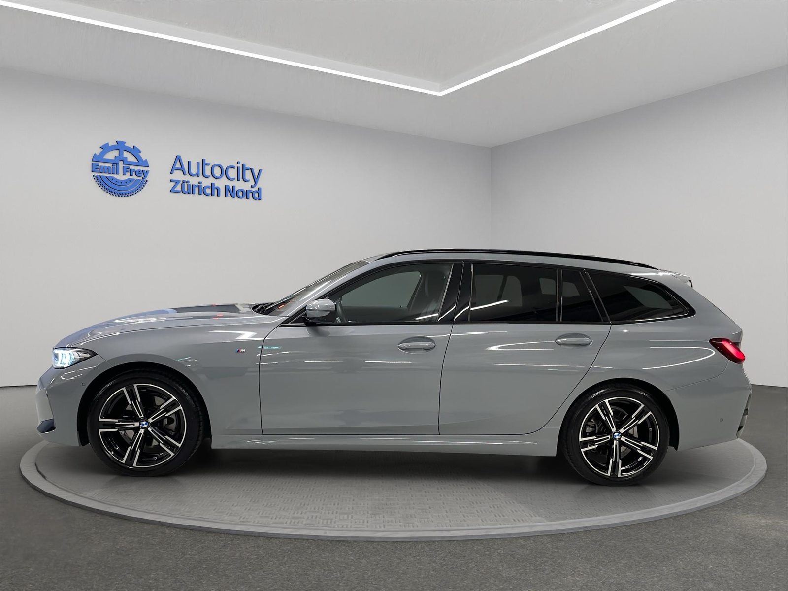 BMW 320d xDrive SAG Touring, Mild-Hybrid Diesel/Electric, Second hand / Used, Automatic - 6