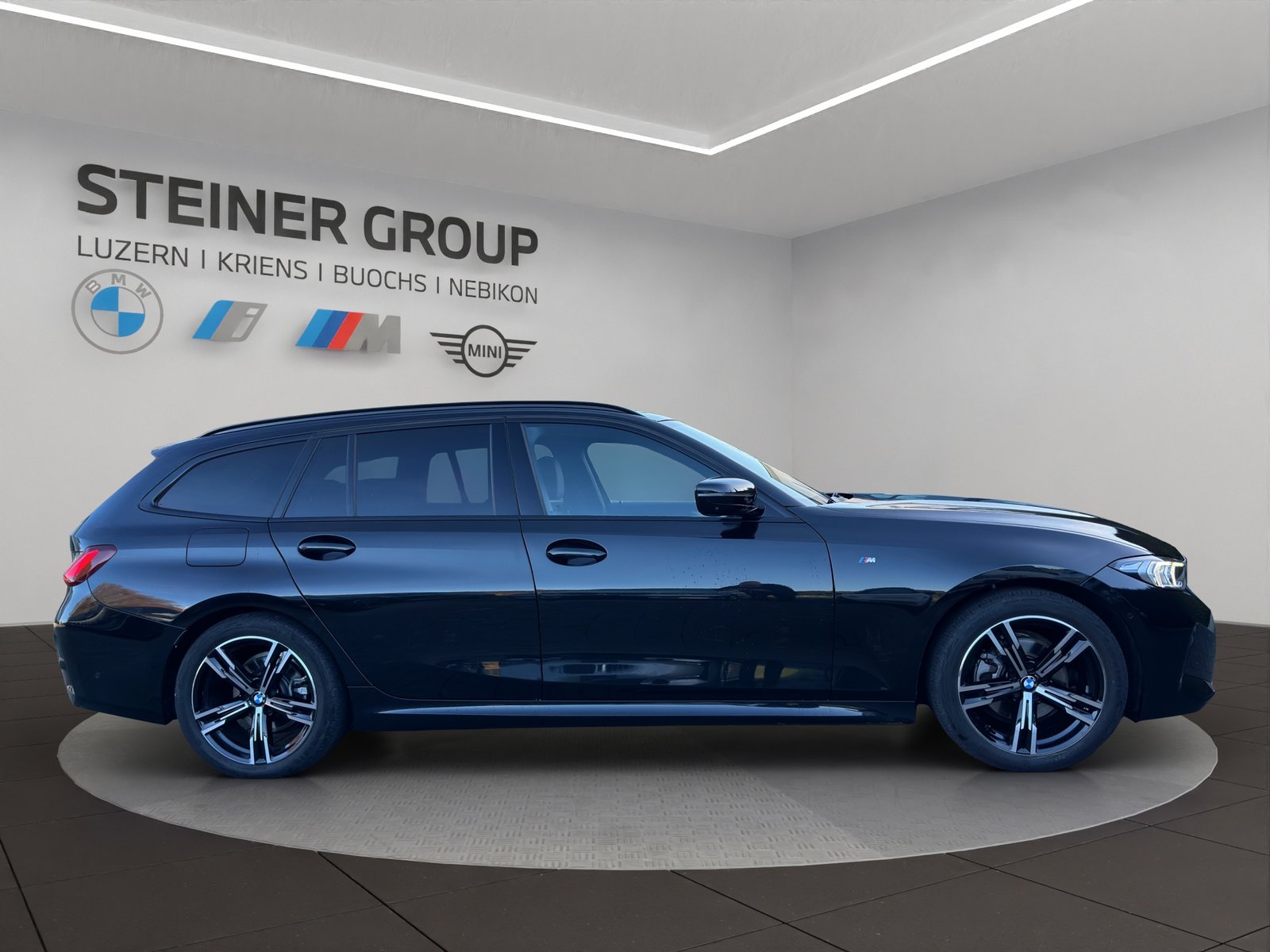 BMW 320d 48V Touring Steptronic M Sport, Mild-Hybrid Diesel/Electric, Second hand / Used, Automatic - 4