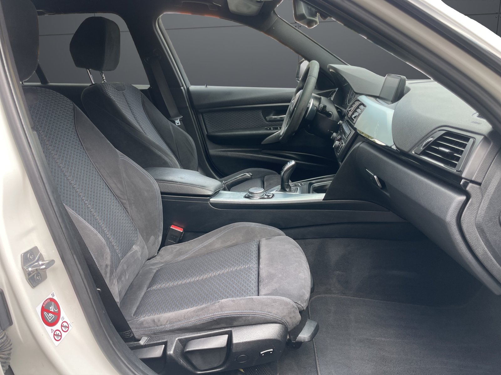 BMW 320d M Sport Touring Steptronic, Diesel, Occasion / Gebraucht, Automatik - 6