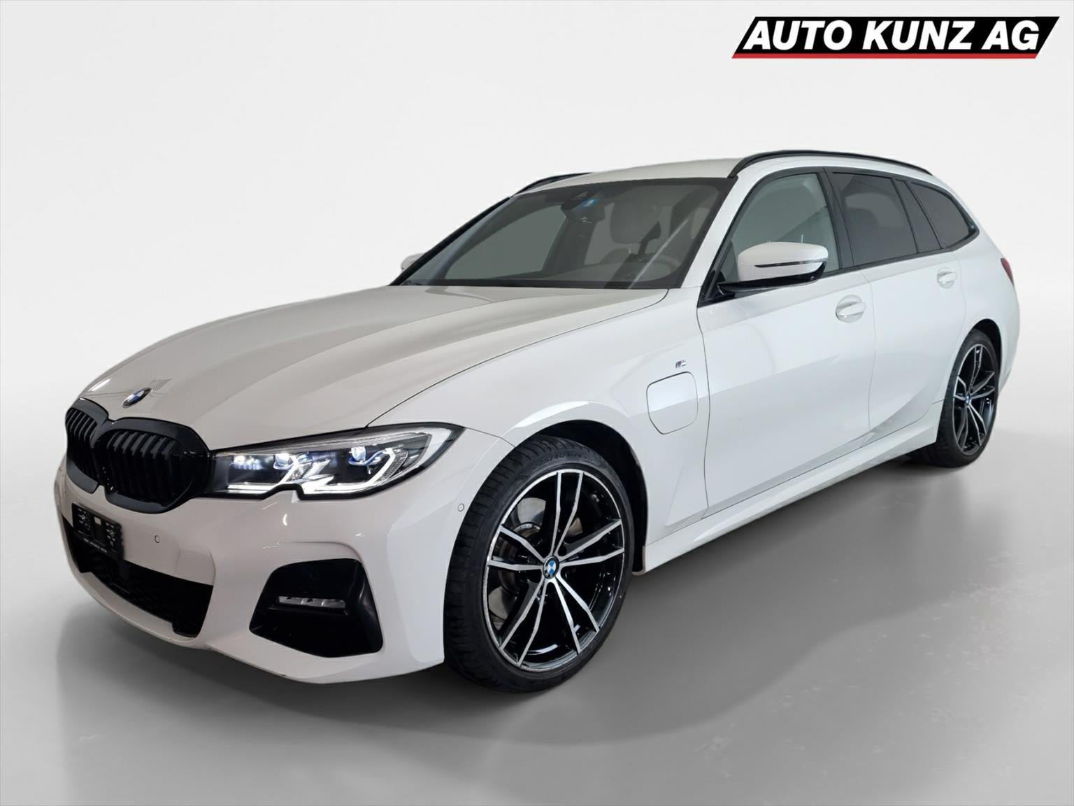 BMW 320e Touring PureM Sport